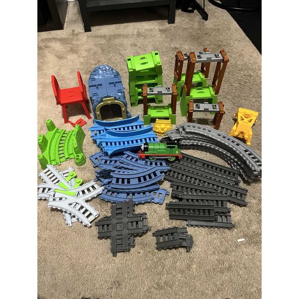Thomas & Friends Track Master 6-in-1 Builder Set Motorized Percy Engine